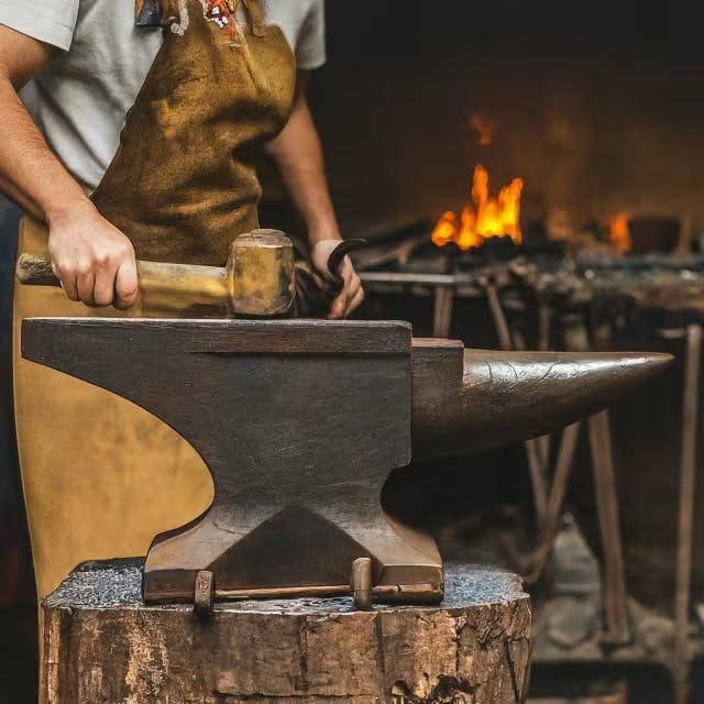 The Role of Anvils in Blacksmithing: Types and Tip